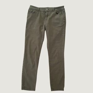 Warp + Weft JFK New York City Skinny womens 31x28 Olive Green